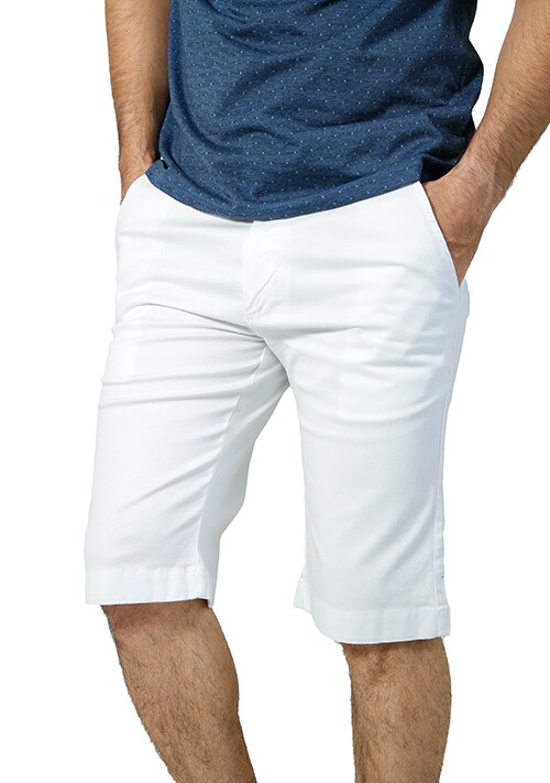 BERMUDA MASCULINA SARJA COM ELASTANO LISA BRANCA - Imagem 3